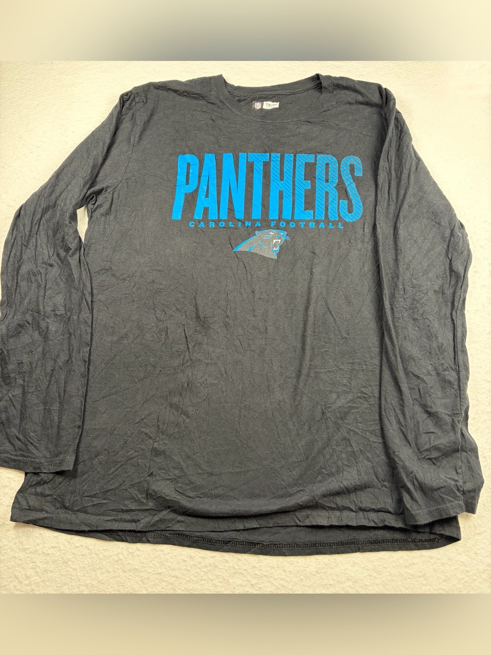 Team Apparel Carolina Panthers Black Long Sleeve Shirt with Blue Logo L
